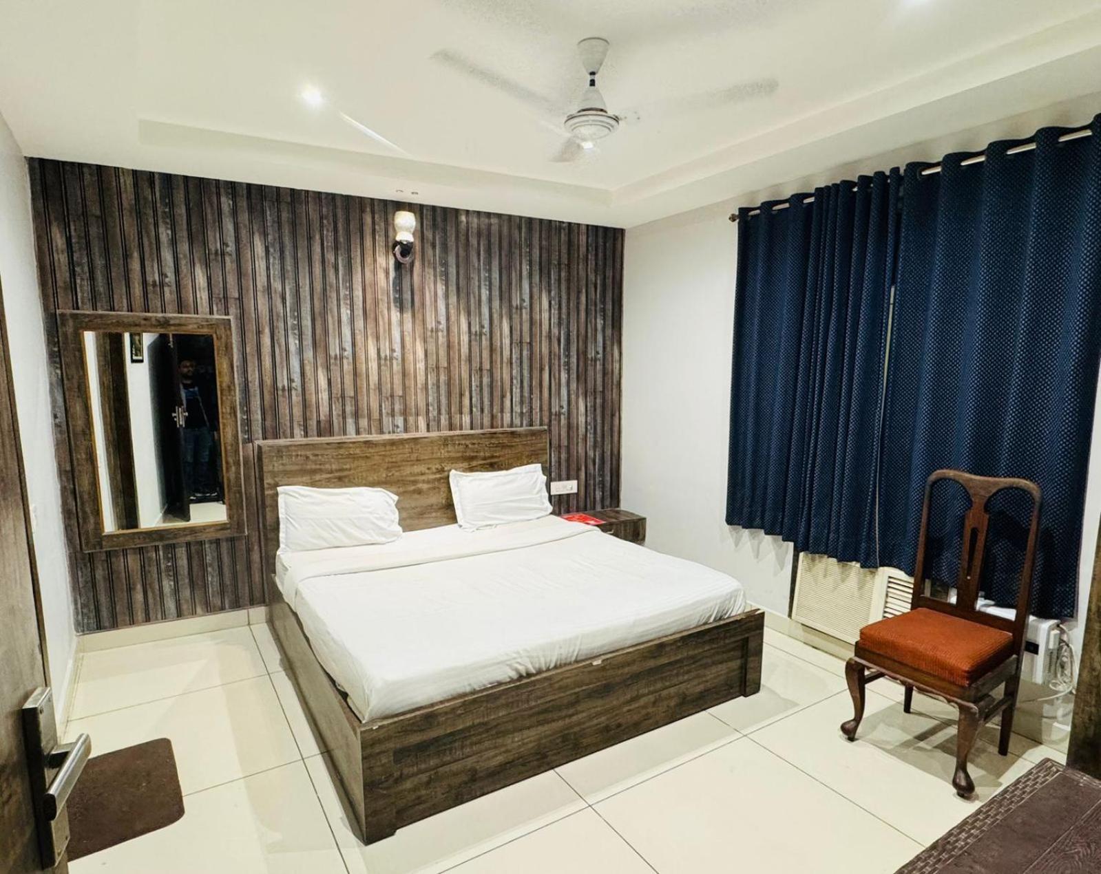 Hotel Pearl Inn Rudrapur Dış mekan fotoğraf